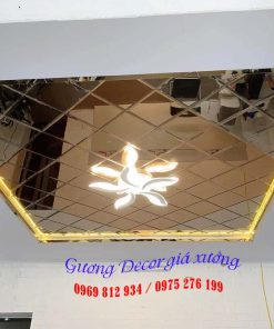 Gương trang trí dán trần