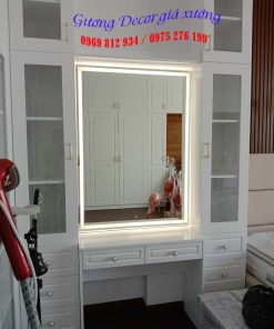 Gương đèn led gắn tủ phòng ngủ