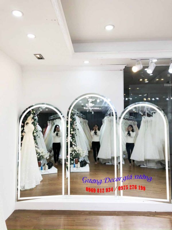 Gương Studio ảnh viện áo cưới ghép 3 gương